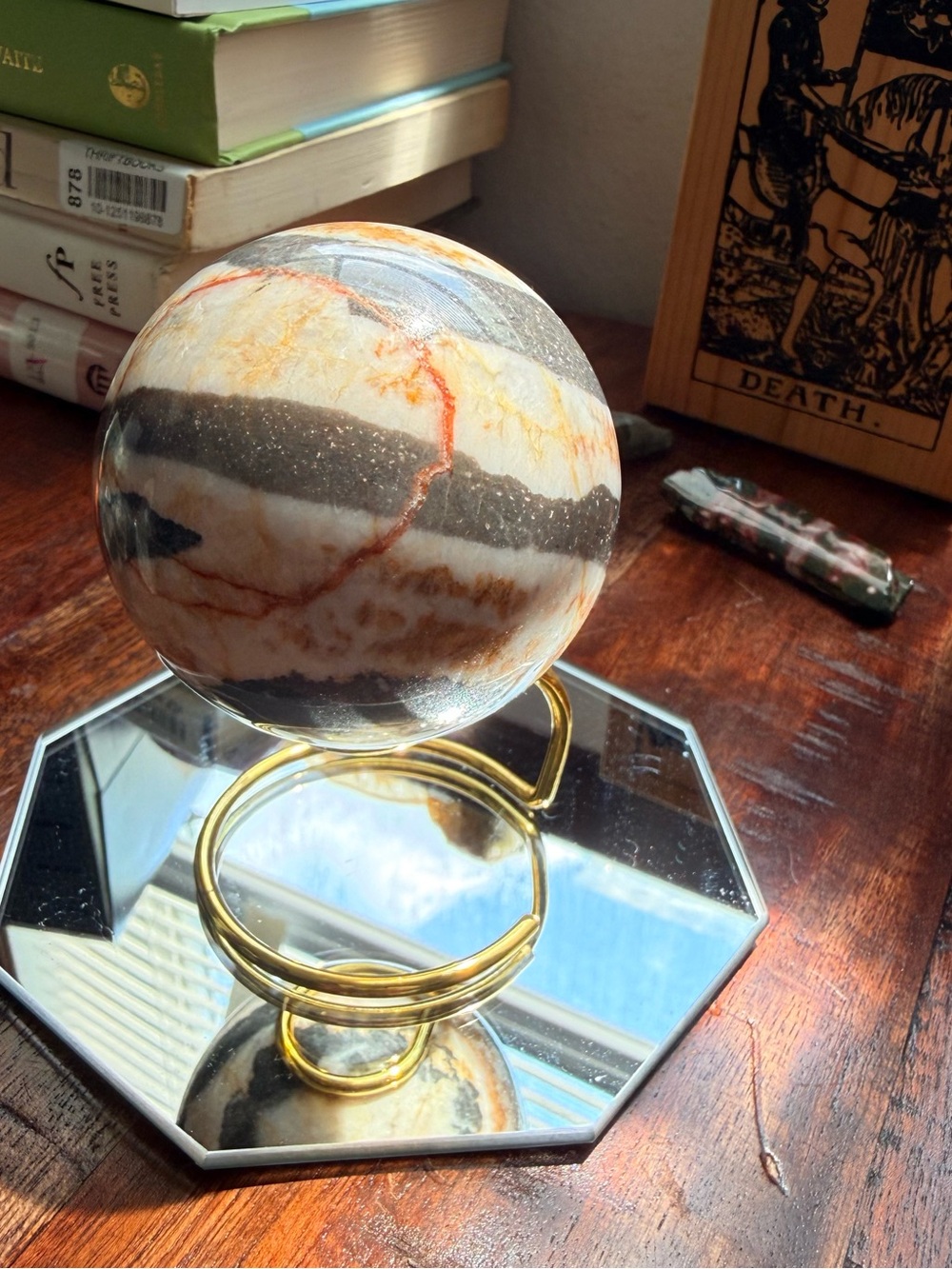 ✨ Zebra Onyx or Banded Zebra Calcite • 381 g • 62 mm